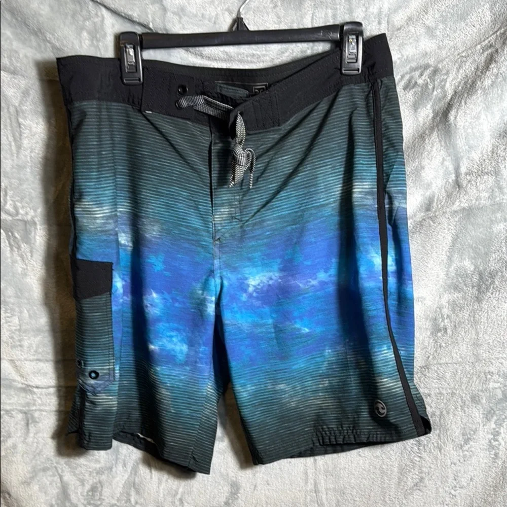 Ocean currents Men's Blue‎ and Black Swim Shorts size 36 no netting swim trunks
